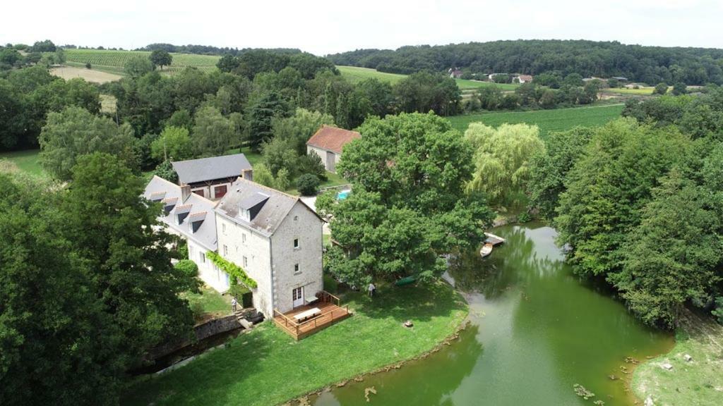 Le Moulin De Chareau Bed & Breakfast Reugny  Luaran gambar